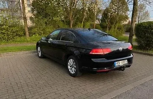Gebraucht VW Passat 125 PS (91 kW) 2015 Schwarz Limousine