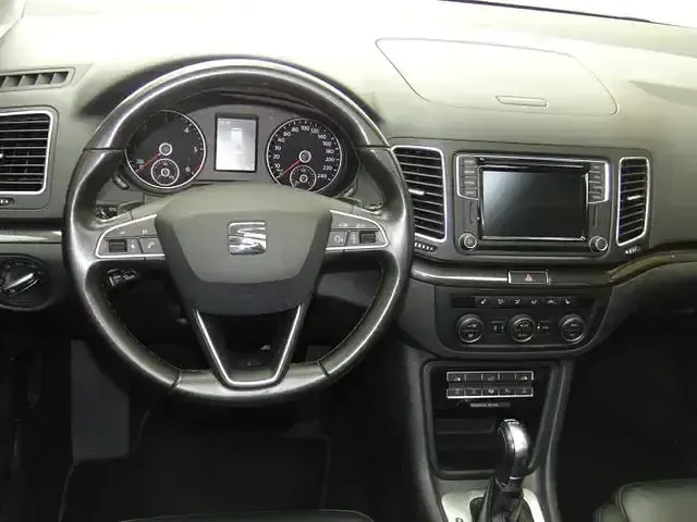Gebraucht Seat Alhambra Style 184 PS (135 kW) 2015 Grau Van / Kleinbus
