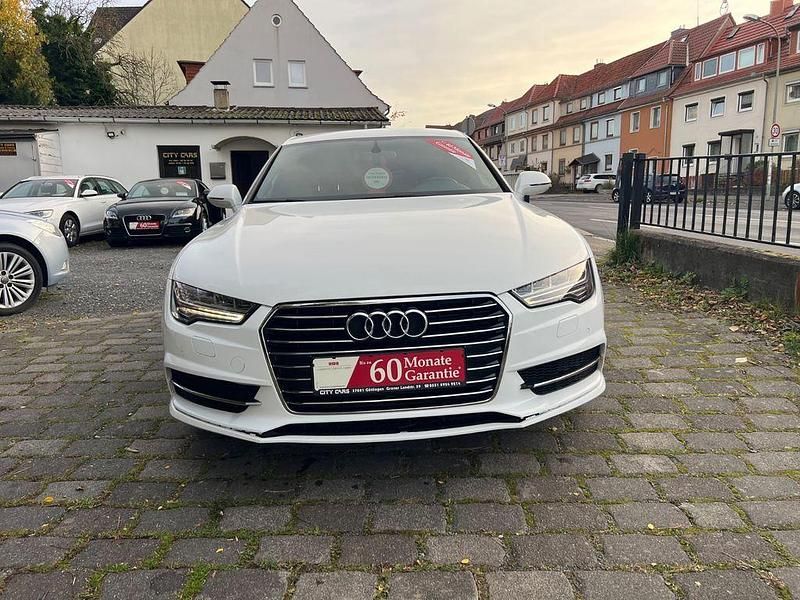 Weiß Gebraucht 2016 Audi A7 Sportback S-Line Kleinwagen | 16.900 € (Guter Preis) - Bild 1/4