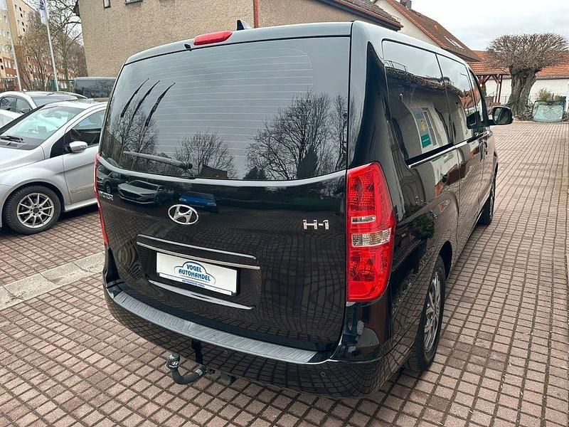 Gebraucht Hyundai H-1 Premium 170 PS (125 kW) 2020 Schwarz Van / Kleinbus