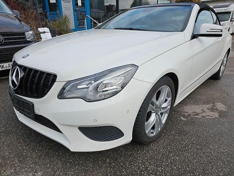 Gebraucht Mercedes E200 184 PS (135 kW) 2014 Weiß Cabrio