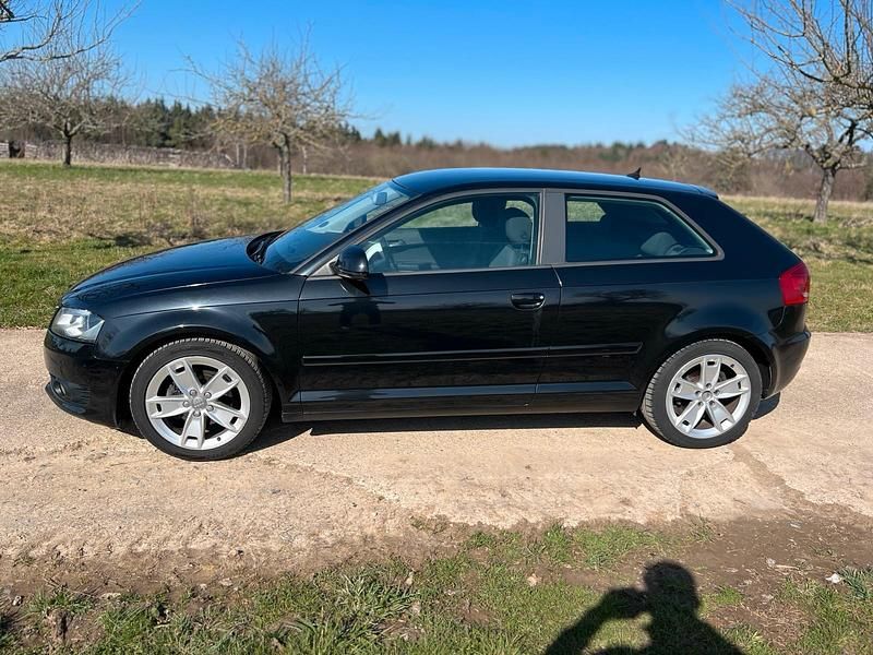 Gebraucht Audi A3 140 PS (102 kW) 2010 Schwarz Kleinwagen