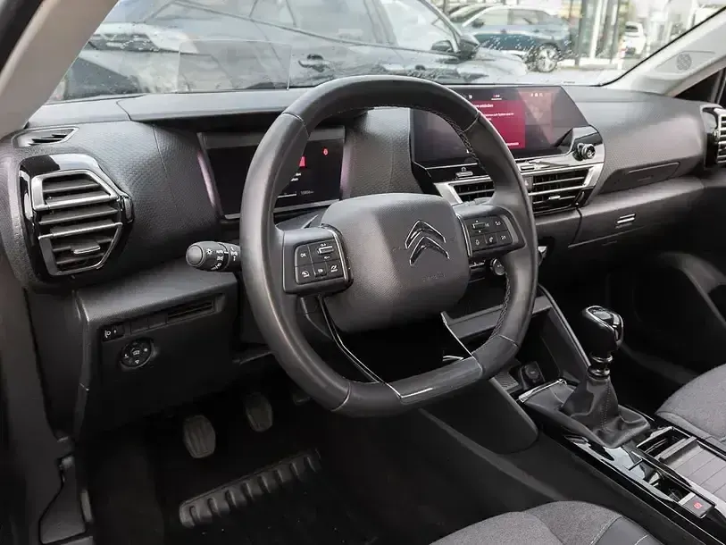 Gebraucht Citroën C4 PureTech 131 PS (96 kW) 2023 Schwarz Limousine