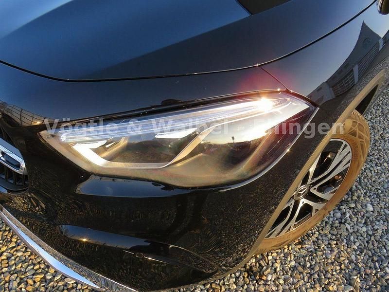 Gebraucht Mercedes GLA220 Advanced Plus 190 PS (139 kW) 2024 Schwarz SUV