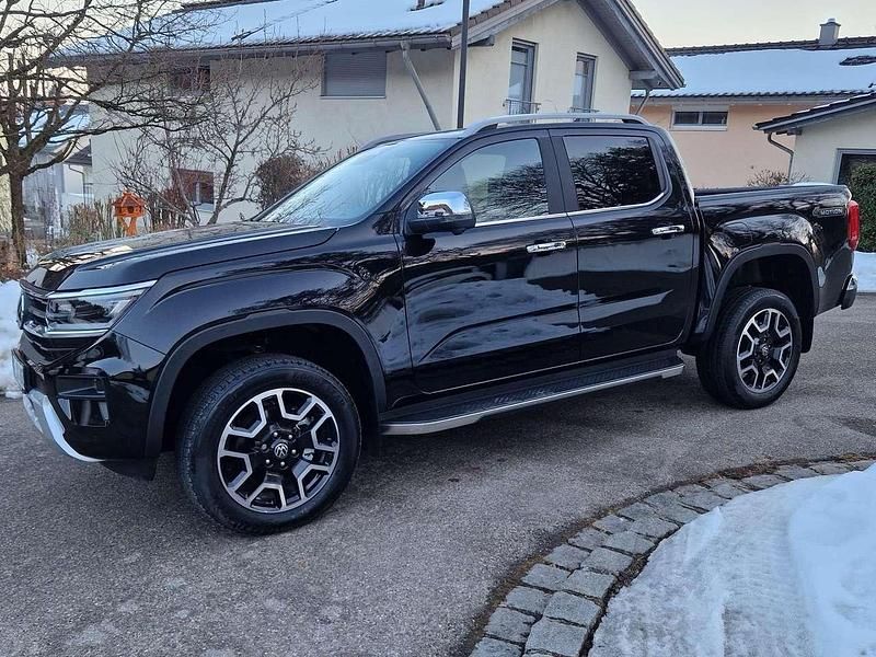 Gebraucht VW Amarok Style 241 PS (177 kW) 2025 Schwarz Pickup