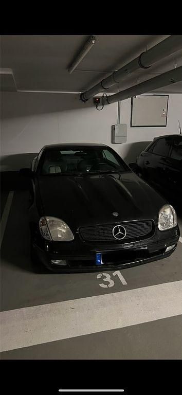 Gebraucht Mercedes SLK230 AMG 193 PS (141 kW) 1998 Schwarz Cabrio