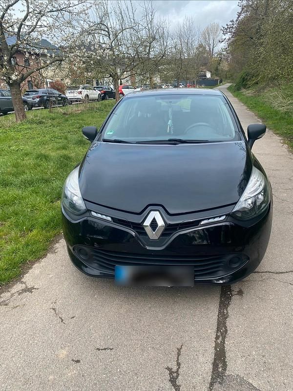 Gebraucht Renault Clio IV Life 75 PS (55 kW) 2016 Schwarz Kleinwagen