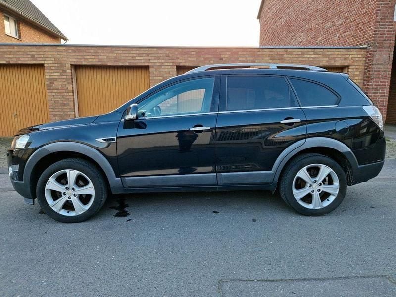 Gebraucht Chevrolet Captiva LTZ 258 PS (189 kW) 2012 Schwarz SUV
