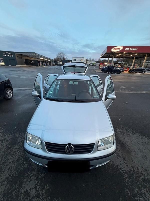 Gebraucht VW Polo 75 PS (55 kW) 2001 Silber Limousine