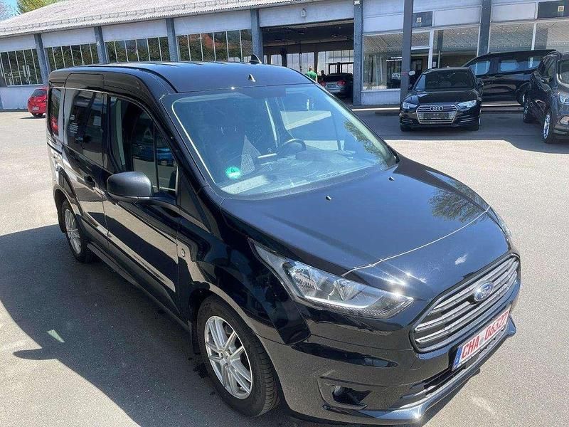 Gebraucht Ford Transit Connect Trend 101 PS (74 kW) 2022 Obsidianschwarz metallic Van / Kleinbus