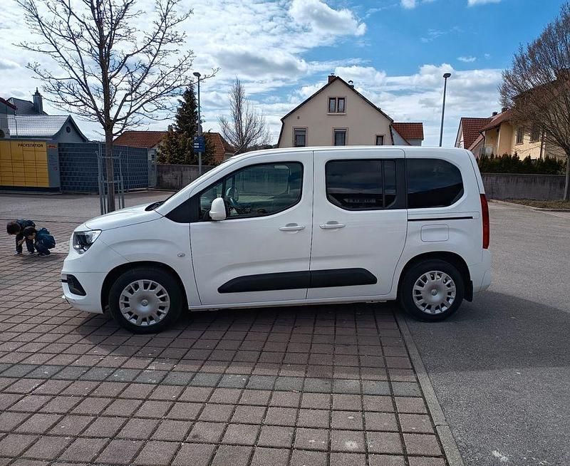 Gebraucht Opel Combo 110 PS (80 kW) 2020 Weiß Van / Kleinbus