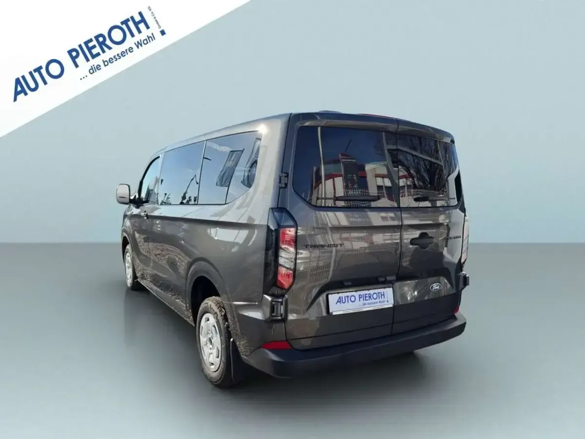 Gebraucht Ford Transit Custom Trend 136 PS (100 kW) 2026 Grau Van / Kleinbus