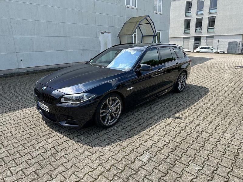 Schwarz Gebraucht 2015 BMW M550 Performance Limousine | 18.999 € (Fairer Preis) - Bild 1/4