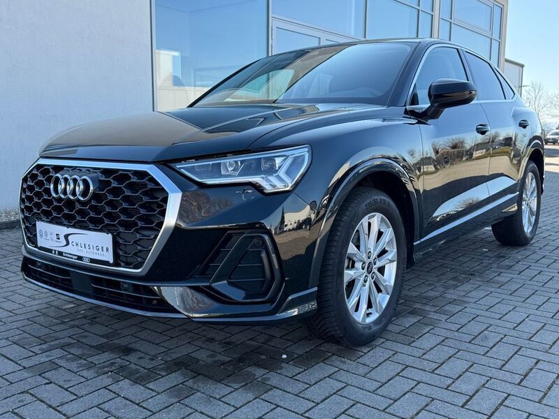 Schwarz Gebraucht 2023 Audi Q3 Sportback Performance SUV | 34.940 € (Guter Preis) - Bild 1/4