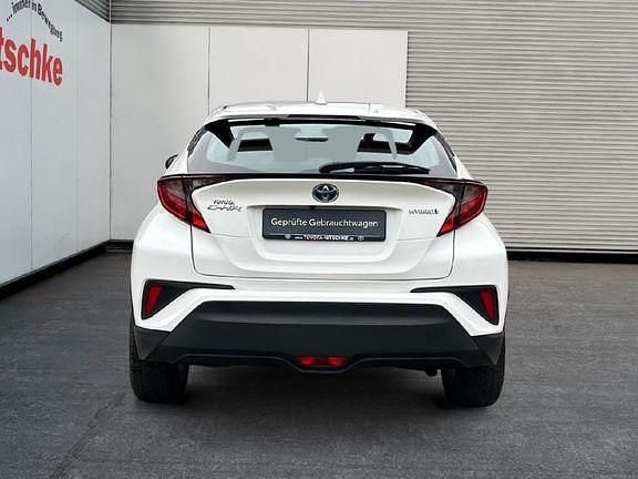 Gebraucht Toyota C-HR 122 PS (89 kW) 2021 Super white 2 SUV
