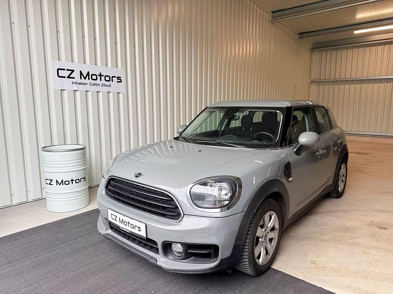 Grau Gebraucht 2018 Mini One Countryman Pepper SUV | 14.750 € (Guter Preis) - Bild 1/4