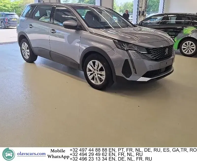 Gebraucht Peugeot 5008 131 PS (96 kW) 2021 Grau SUV