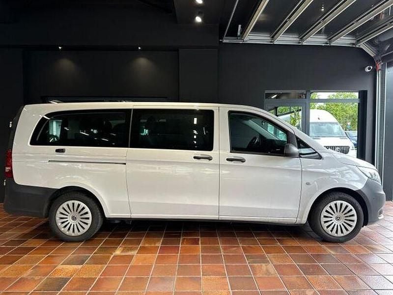 Arktikweiß mb 9147 Gebraucht 2021 Mercedes Vito Van / Kleinbus | 28.950 € (Fairer Preis) - Bild 1/3