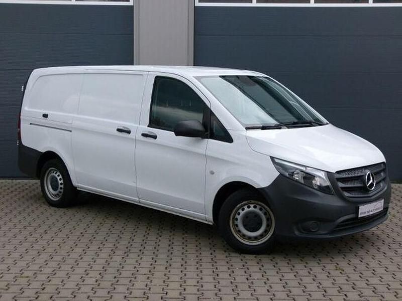 Gebraucht Mercedes Vito 221 PS (162 kW) 2022 Andere Van