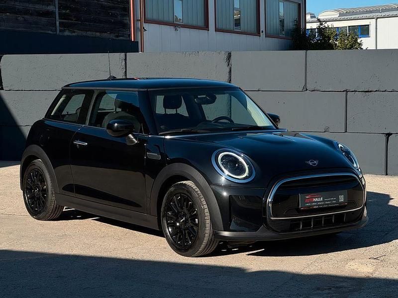 Gebraucht Mini ONE 102 PS (75 kW) 2022 Schwarz Kleinwagen