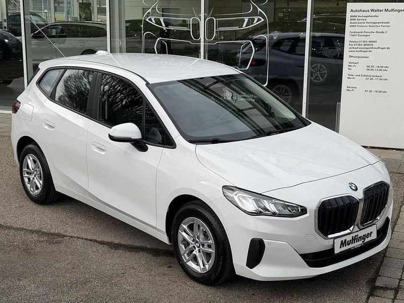 Gebraucht BMW 218 136 PS (100 kW) 2023 Weiß Limousine