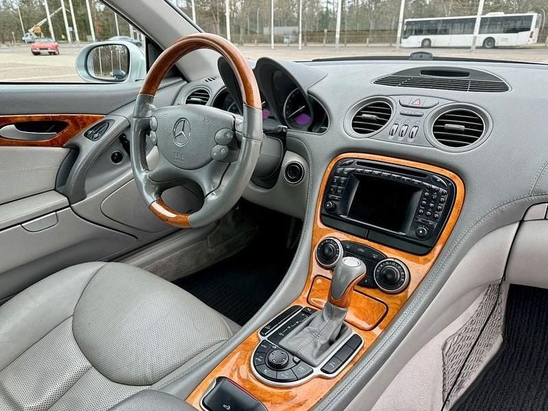 Gebraucht Mercedes SL500 306 PS (225 kW) 2002 Silber Cabrio