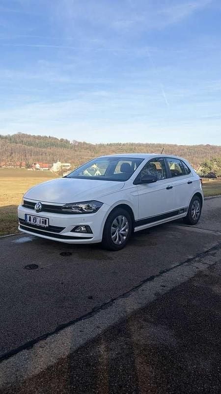 Gebraucht VW Polo Trendline 75 PS (55 kW) 2018 Weiß Kleinwagen