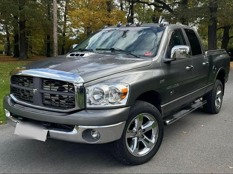Silber Gebraucht 2006 Dodge Ram Abholung | 12.900 € (Fairer Preis) - Bild 1/4