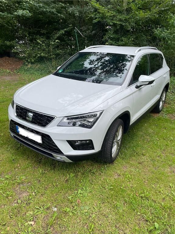 Weiß Gebraucht 2019 Seat Ateca XCELLENCE SUV | 16.300 € (Superpreis) - Bild 1/4
