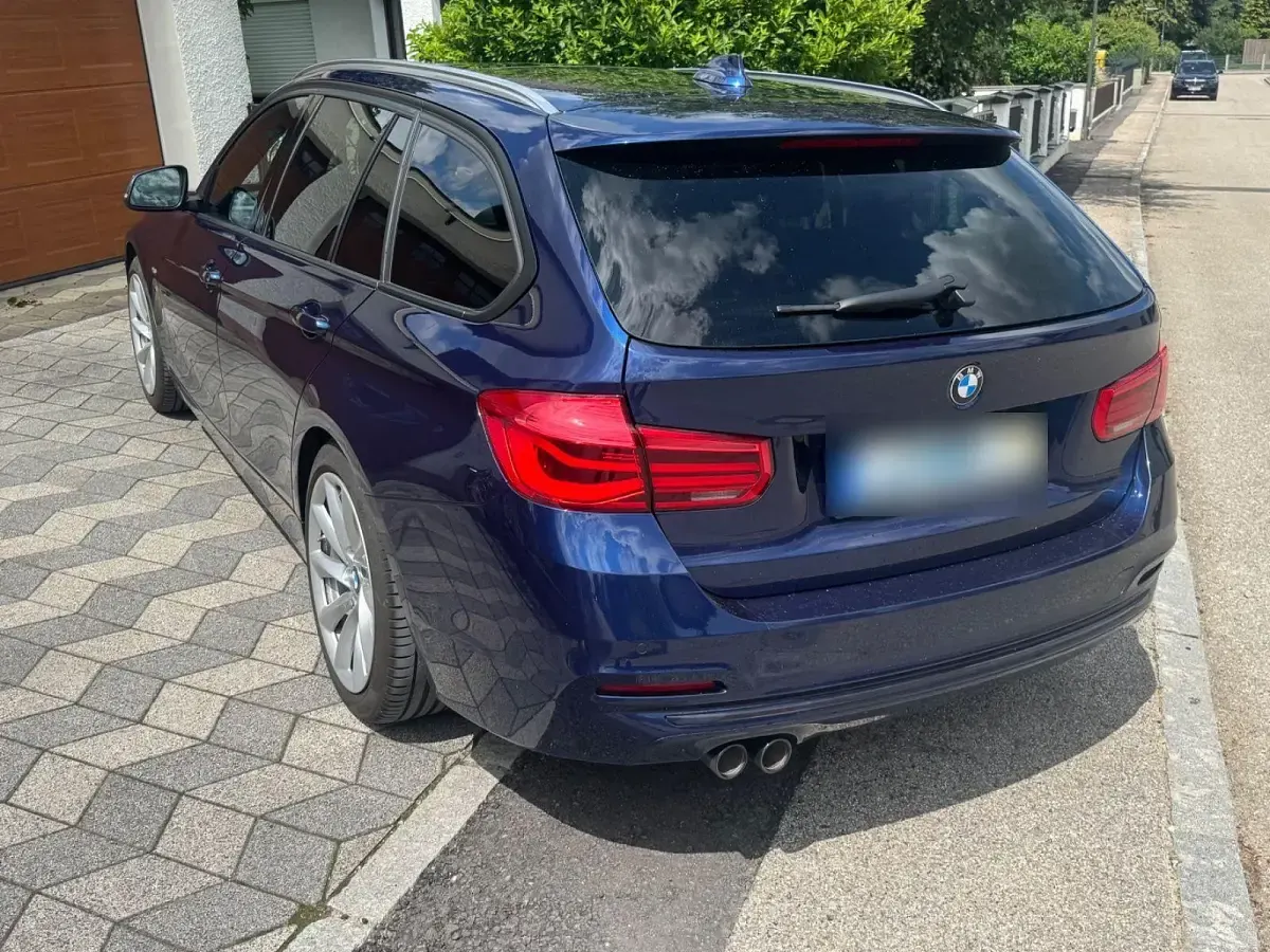 Gebraucht BMW 320 Efficient Dynamics 163 PS (119 kW) 2017 Blau Kombi
