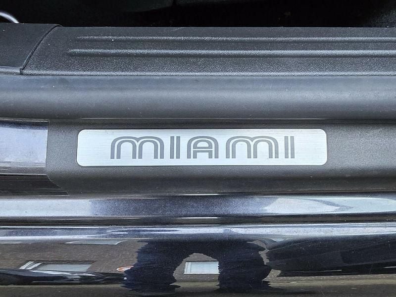 Gebraucht VW Beetle Highline 75 PS (55 kW) 2005 Schwarz Kleinwagen