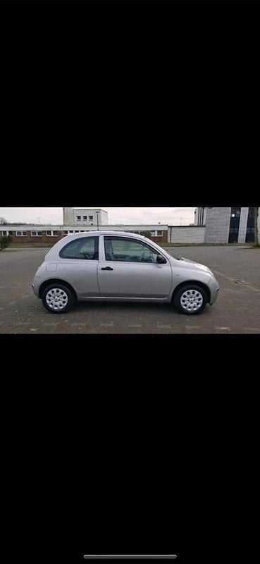 Silber Gebraucht 2005 Nissan Micra Kleinwagen | 499 € (Superpreis) - Bild 1/4
