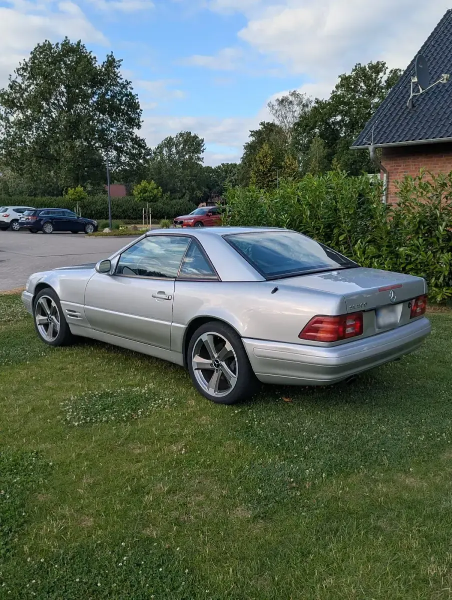 Gebraucht Mercedes SL500 306 PS (225 kW) 2000 Silber Cabrio