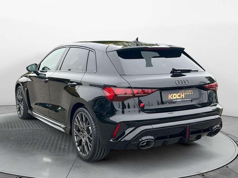 Neu Audi RS3 400 PS (294 kW) 2026 Mythosschwarz metallic Limousine