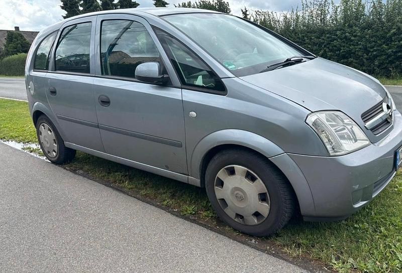 Grau Gebraucht 2003 Opel Meriva Van / Kleinbus | 500 € (Superpreis) - Bild 1/4