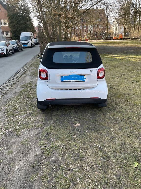 Gebraucht Smart ForTwo Cabrio Prime 71 PS (52 kW) 2018 Weiß Cabrio