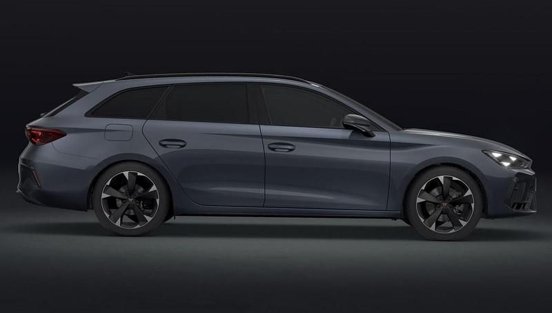 Neu Cupra Leon 150 PS (110 kW) 2026 Magnetic grau metallic Kombi