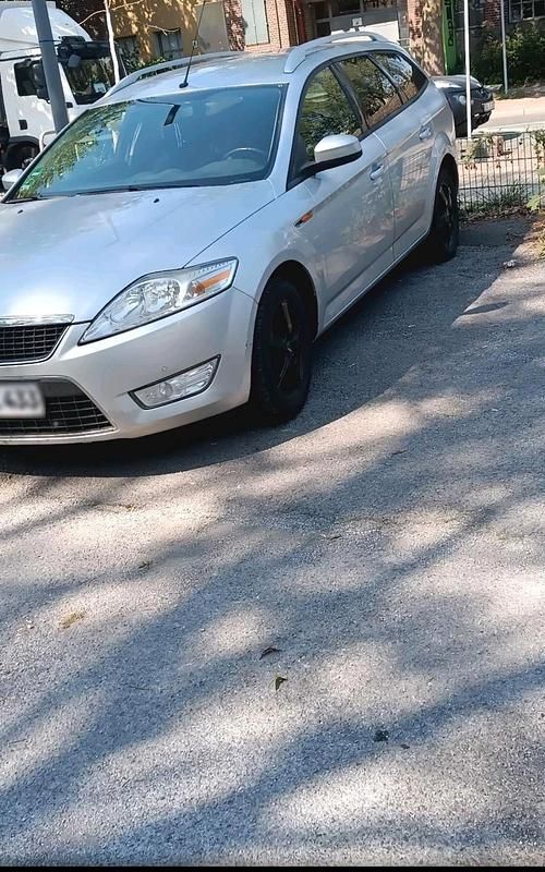 Usado Ford Mondeo 164 CV (120 kW) 2010 Gris Familiar