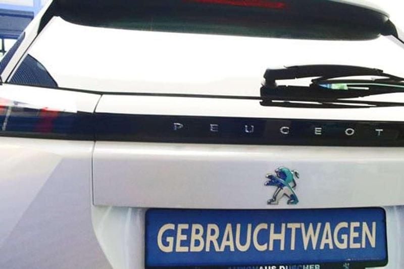 Gebraucht Peugeot e-2008 Active 100 kW (136 PS) 2021 Weiß SUV