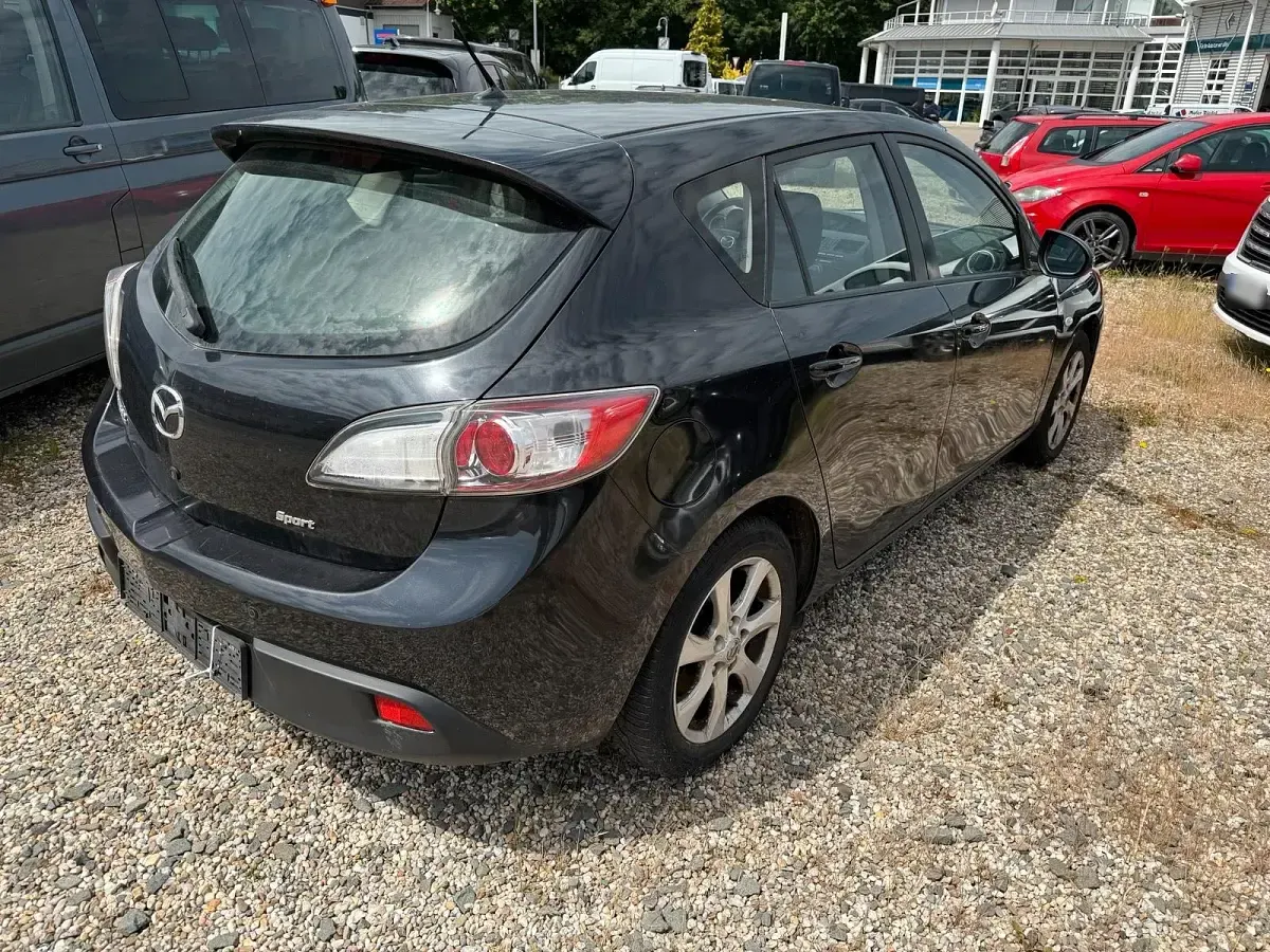 Gebraucht Mazda 3 108 PS (79 kW) 2010 Schwarz Limousine