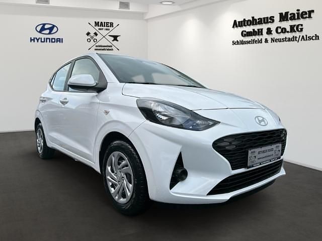 Neu Hyundai i10 Select 63 PS (46 kW) 2025 Weiss Kleinwagen
