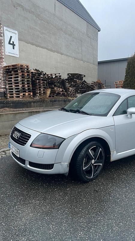 Gebraucht Audi TT 180 PS (132 kW) 2000 Silber Coupé