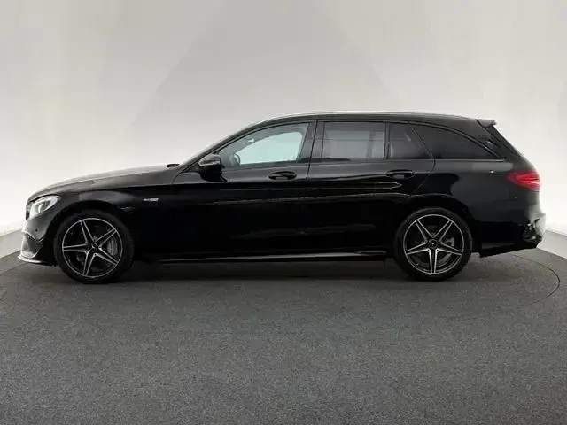 Gebraucht Mercedes C43 AMG AMG 367 PS (269 kW) 2017 Schwarz Limousine