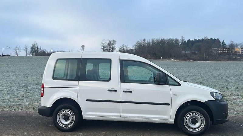Gebraucht VW Caddy 75 PS (55 kW) 2012 Weiß Van / Kleinbus