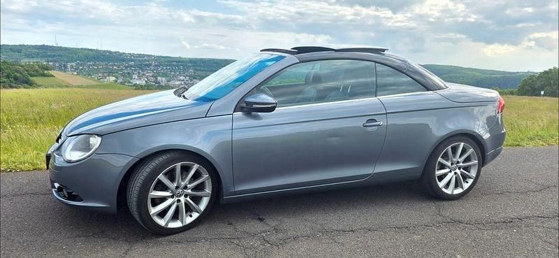 Gebraucht VW Eos Individual 160 PS (117 kW) 2010 Grau Cabrio