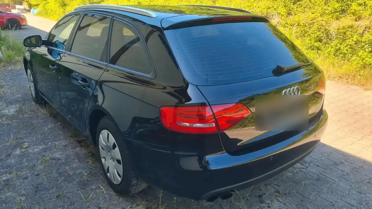 Gebraucht Audi A4 120 PS (88 kW) 2009 Schwarz Kombi