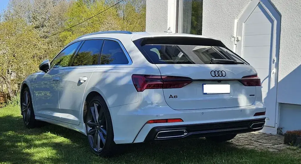 Gebraucht Audi A6 Sport 231 PS (169 kW) 2019 Weiß Kombi