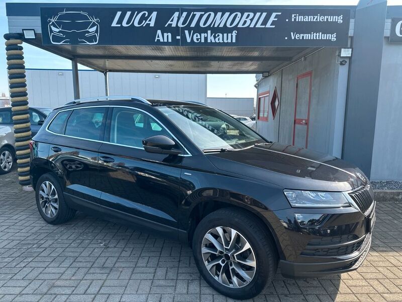 Schwarz Gebraucht 2022 Skoda Karoq Clever SUV | 23.290 € (Guter Preis) - Bild 1/4