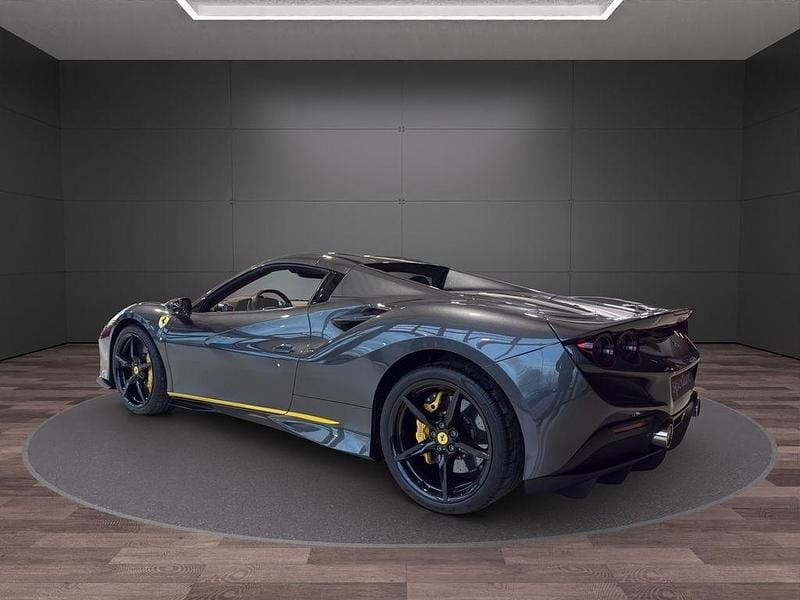 Gebraucht Ferrari F8 721 PS (530 kW) 2021 Grau Cabrio