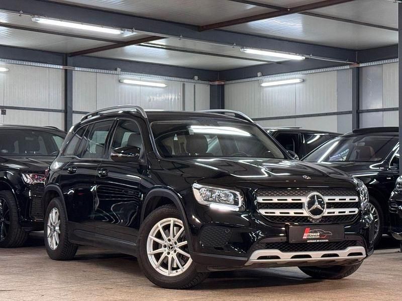 Schwarz Gebraucht 2021 Mercedes GLB200 SUV | 34.890 € (Fairer Preis) - Bild 1/4